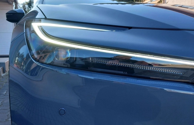 Toyota Prius cena 194400 przebieg: 1710, rok produkcji 2023 z Otmuchów małe 436